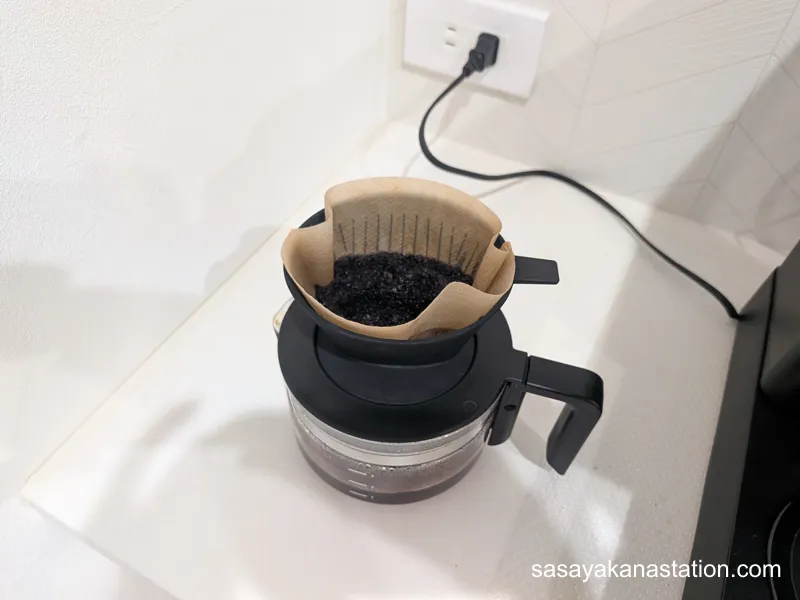 CM-D45のドリップが終わりサーバーを取り出した様子